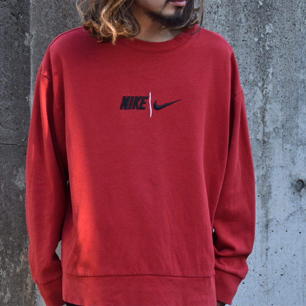 Y2K NIKE 刺繍ロゴ スウェット 250226