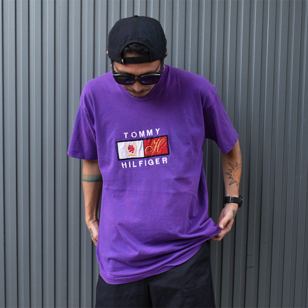 90’s ブートレグ TOMMY HILFIGER ロゴ刺繍 Tシャツ 250419