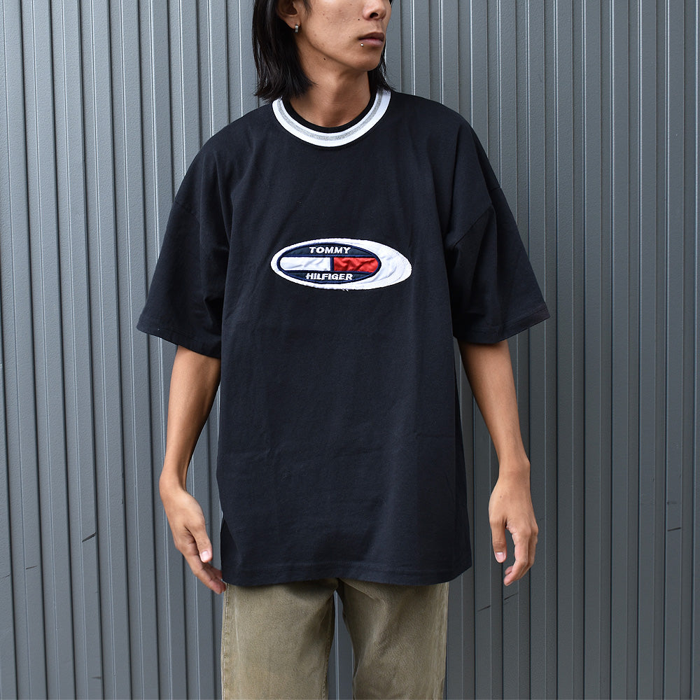 90’s ブートレグ TOMMY HILFIGER 刺繍ロゴ トリムTシャツ USA製 250429