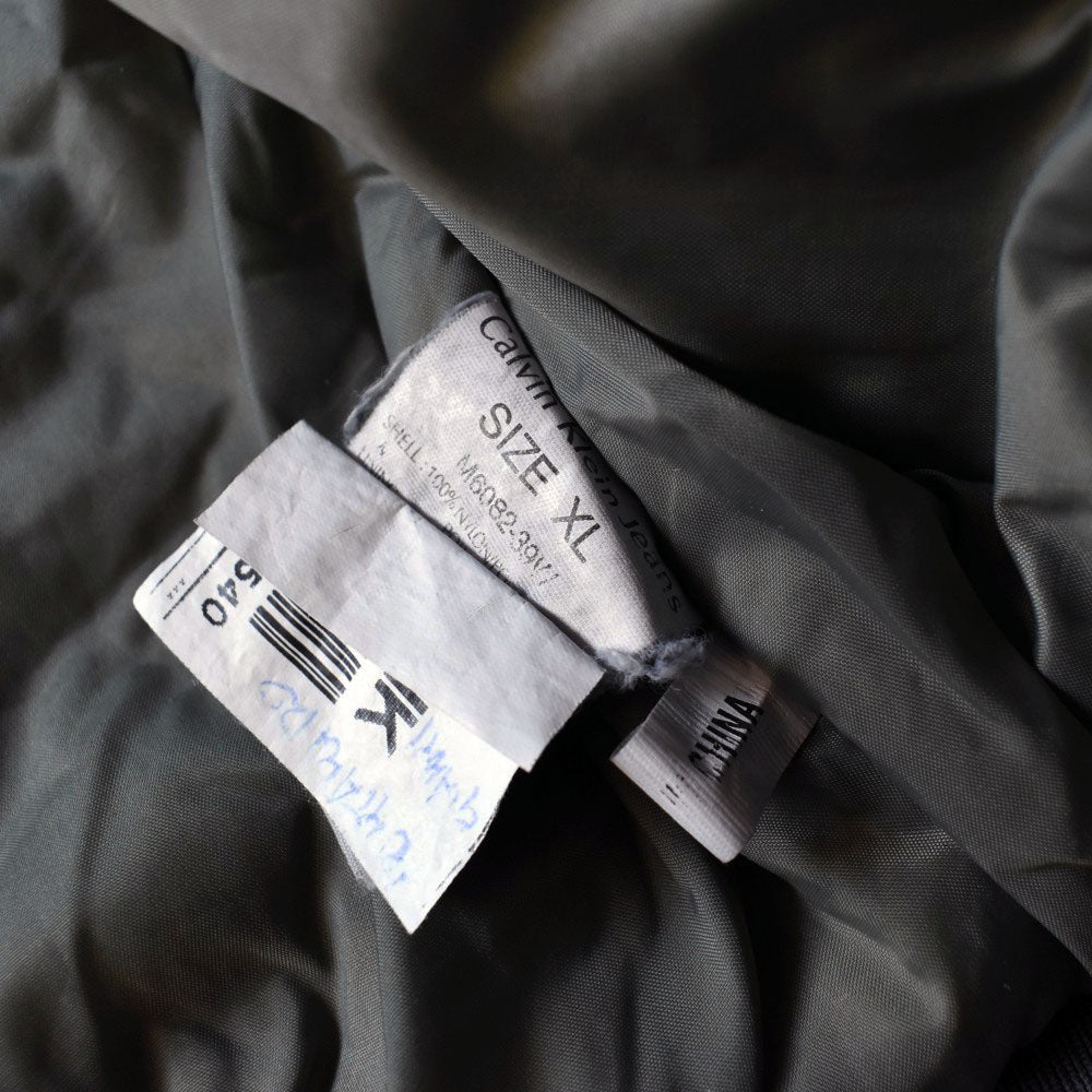 90’s Calvin Klein 中綿入り ナイロンジャケット 251111H