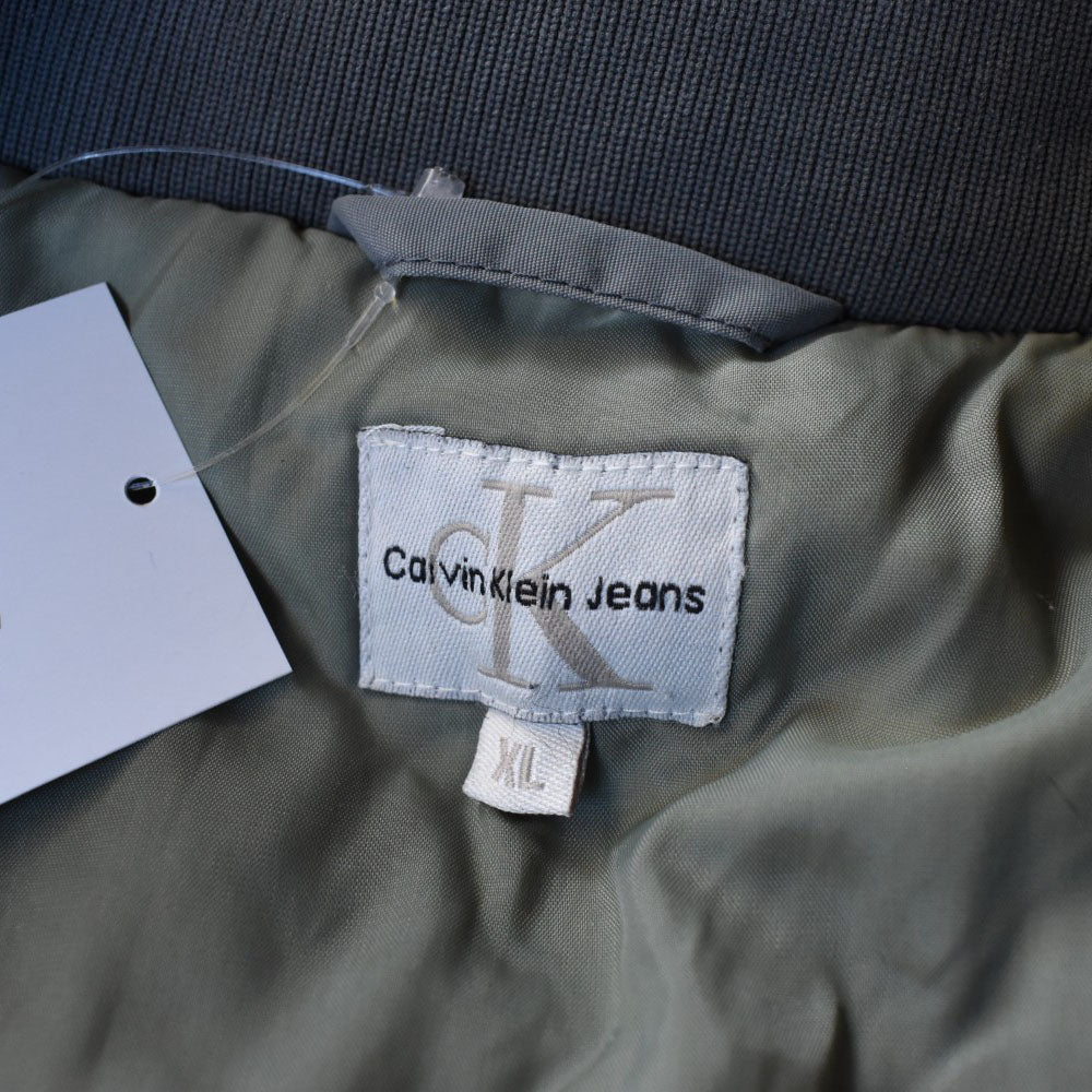 90’s Calvin Klein 中綿入り ナイロンジャケット 251111H