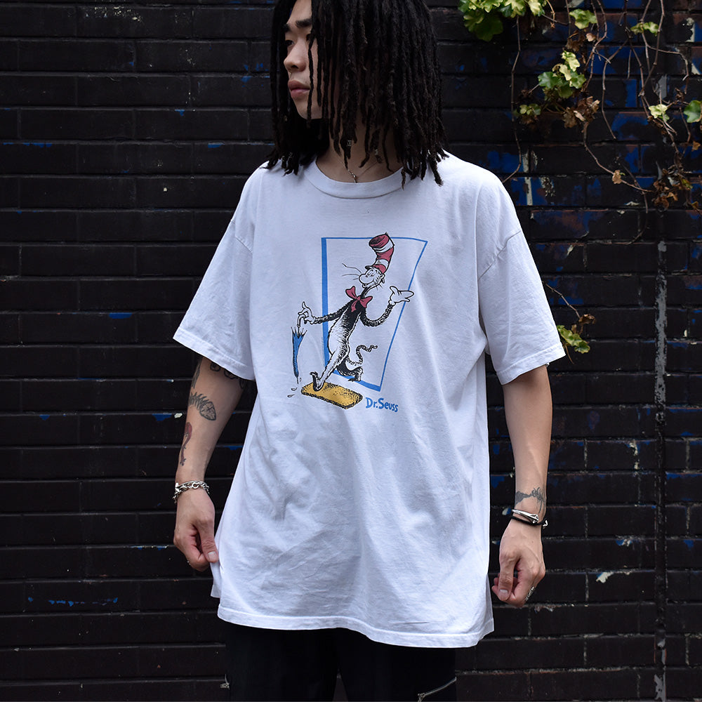 90's　Dr. Seuss/ドクター・スース ”The Cat in the Hat” Tee　230815H