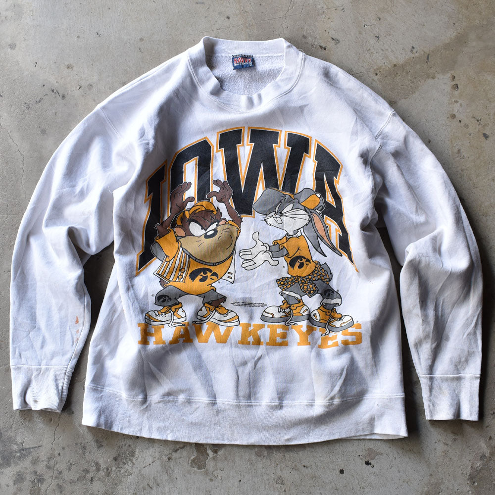 90’s Looney Tunes “IOWA HAWKEYES” 両面プリント！ スウェット USA製 231021