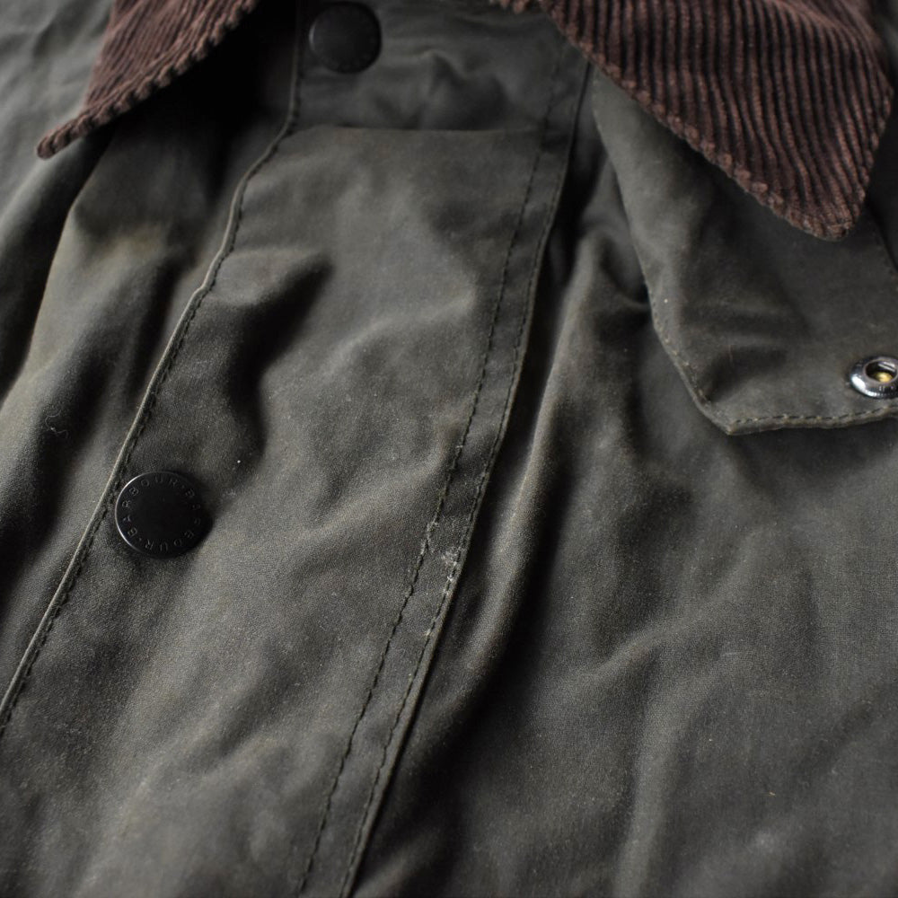 Barbour “BORDER” オイルドジャケット フード付き 251209H