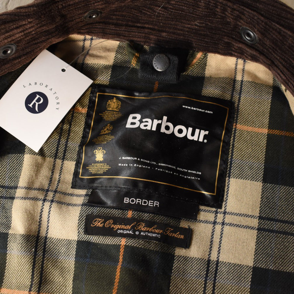 Barbour “BORDER” オイルドジャケット フード付き 251209H