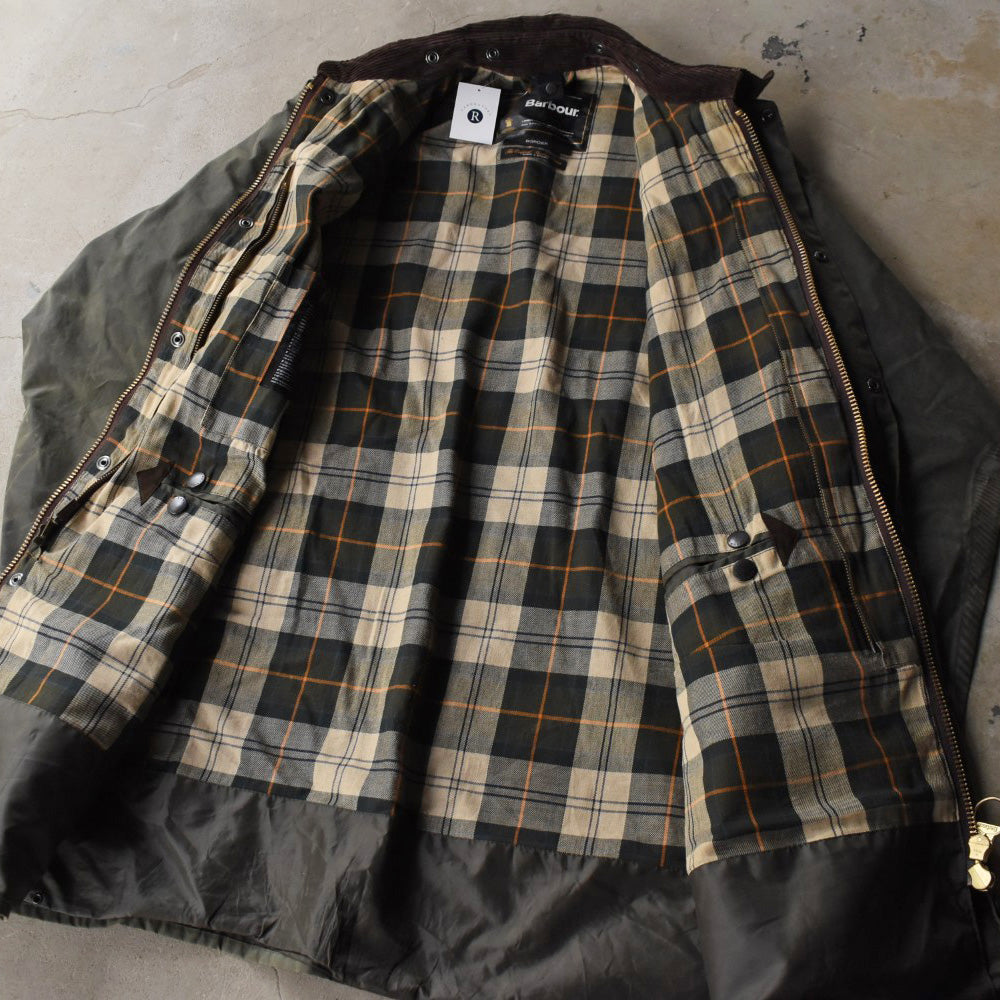 Barbour “BORDER” オイルドジャケット フード付き 251209H