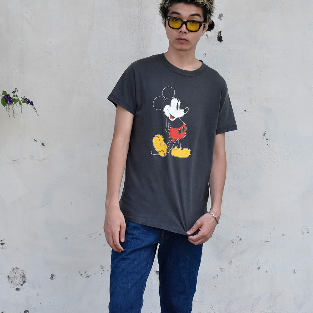 80's Disney “Mickey“ ブラック スミクロ！ キャラ Tシャツ USA製 250803H
