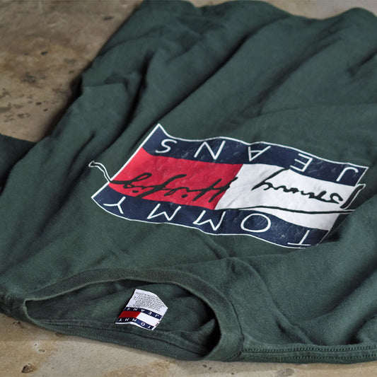 90’s TOMMY HILFIGER JEANS フラッグロゴ Tシャツ 240625