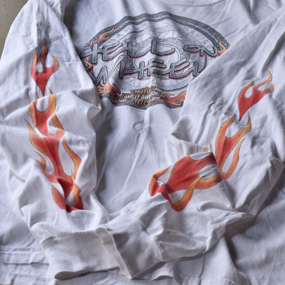 Y2K Harley-Davidson “HELL ON WHEELS” ファイヤーパターン ロングスリーブ Tシャツ USA製 240520