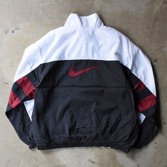 90’s NIKE バックロゴ ナイロン トラックジャケット 250324