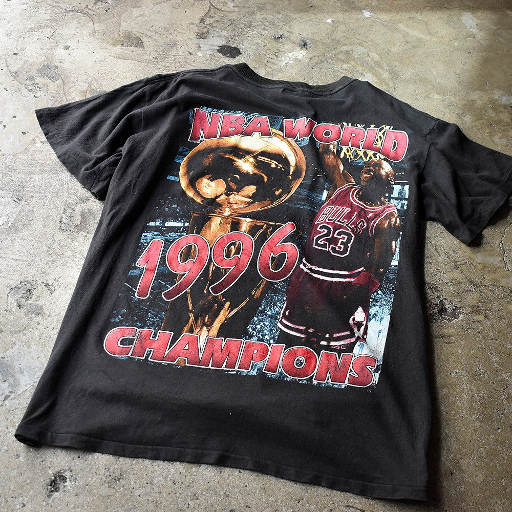 90's Chicago Bulls “1996 NBA Champions" Tシャツ 240409H