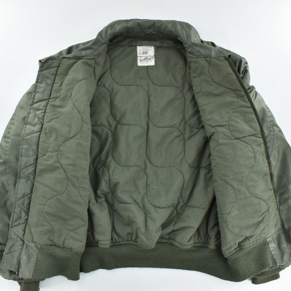 03 U.S. AIR FORCE CWU-45/P フライトジャケット 260707H – LABORATORY®