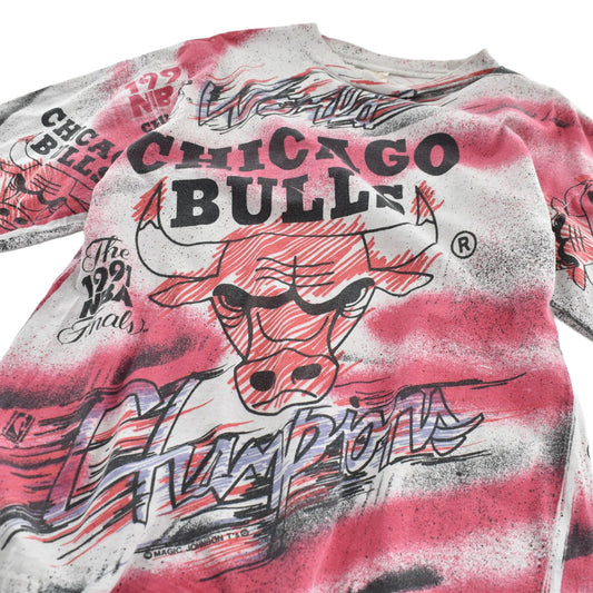 90’s Chicago Bulls “Champions” AOP Tシャツ 260403H