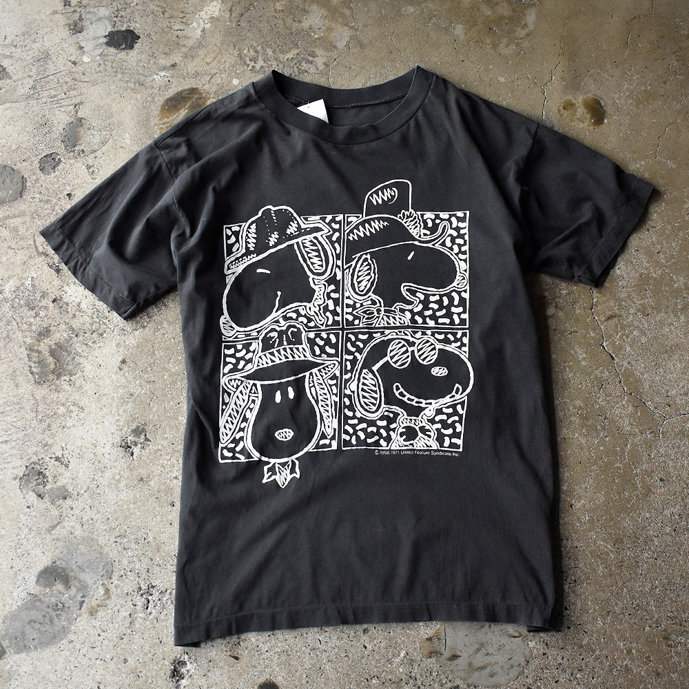 90's PEANUTS “Snoopy” ブラック！ 海外アニメ キャラTシャツ 250810H