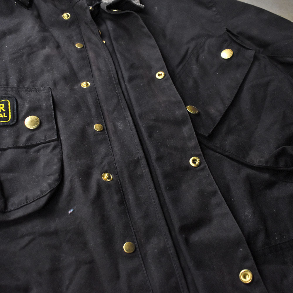 Barbour “INTERNATIONAL” オイルドコットン ジャケット イングランド製  251028H