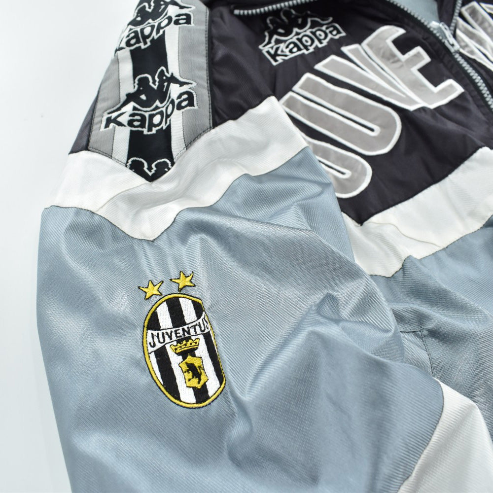 90’s Kappa "JUVENTUS" GARA ナイロンジャケット 261027H