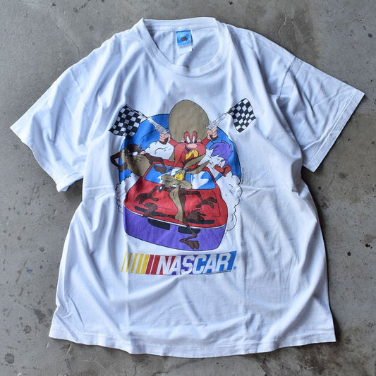 90's Looney Tunes/ルーニー・テューンズ レア!”NASCAR”モデル レーシング Tシャツ 230717