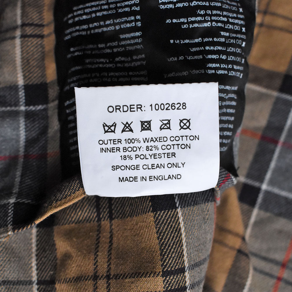 Barbour “INTERNATIONAL” オイルドコットン ジャケット イングランド製  251028H