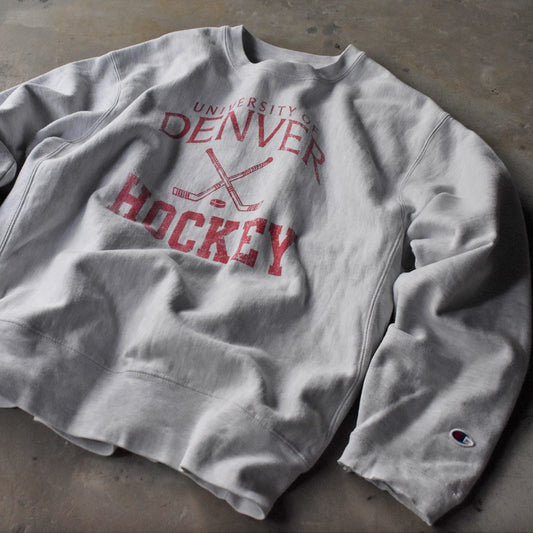 Champion “UNIVERSITY OF DENVER HOCKEY” RWスウェット 240618