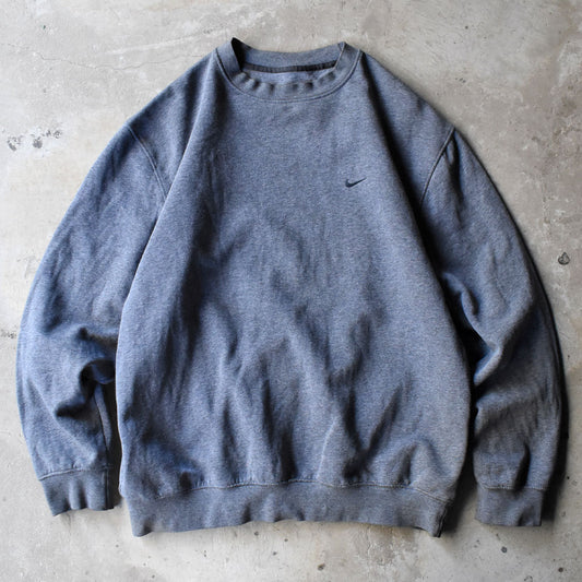 Y2K NIKE small swoosh ロゴ刺繍 スウェット 250129