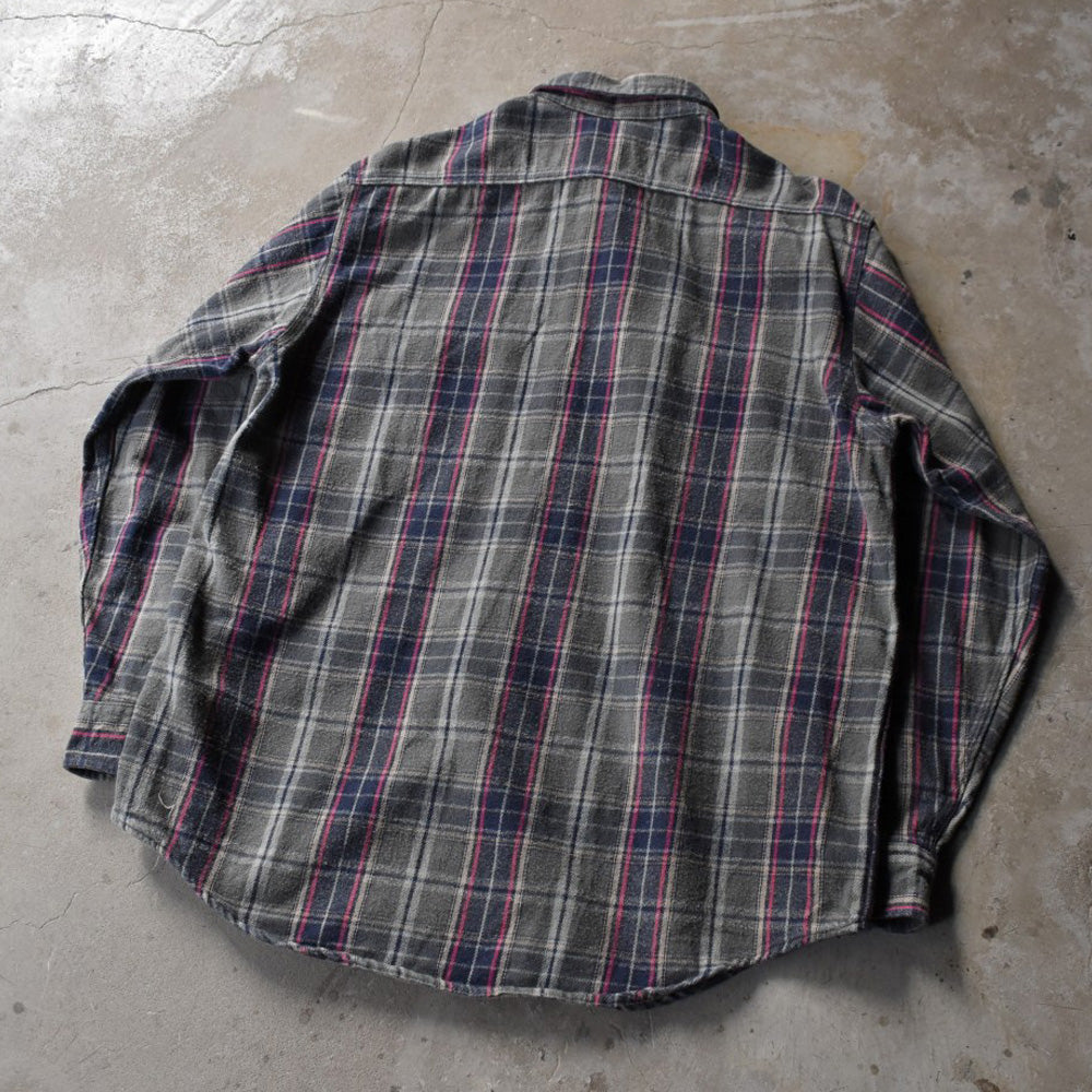 Carhartt ヘビー フランネルシャツ 251107H