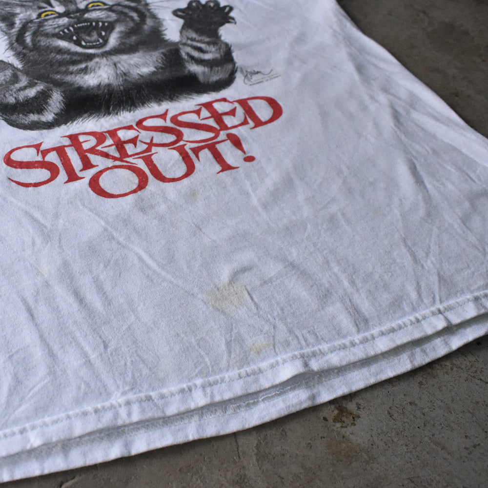 JERZEES “STRESSED OUT” ネコ アニマルプリント Tシャツ 240521