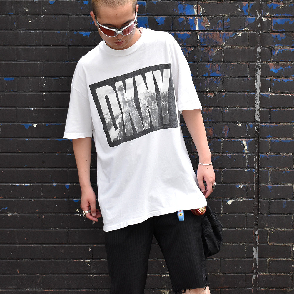 90's DKNY “ニューヨーク・フォト” Tシャツ USA製 250709H