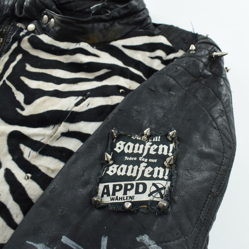 Bewitching Product Never mind the XU】suede fur jacket (2color) | OUR BRAND,Never