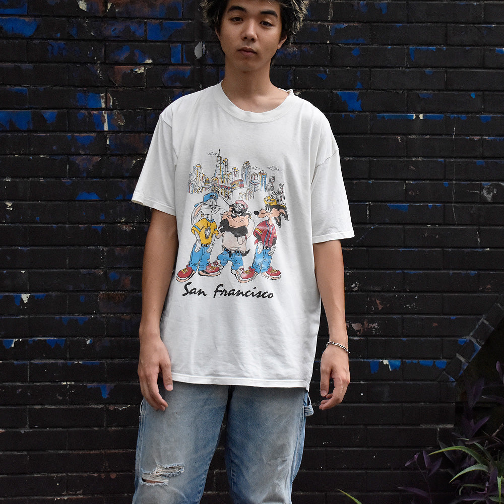 90's ダメージ！ Looney Tunes “San Francisco” 海外アニメ キャラ Tシャツ USA製 250901H