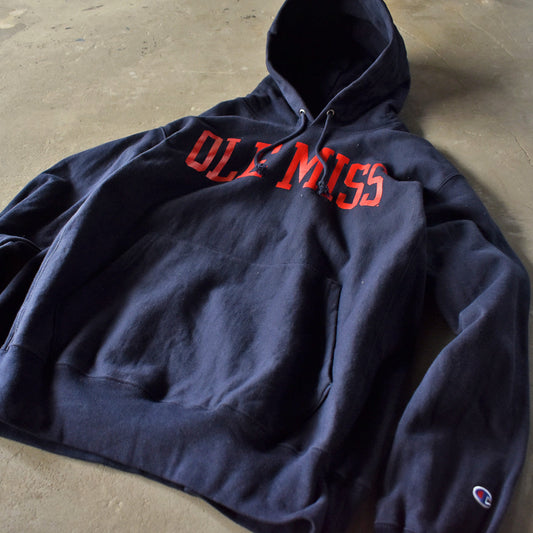 Champion/チャンピオン "OLE MISS" RWパーカー 230616