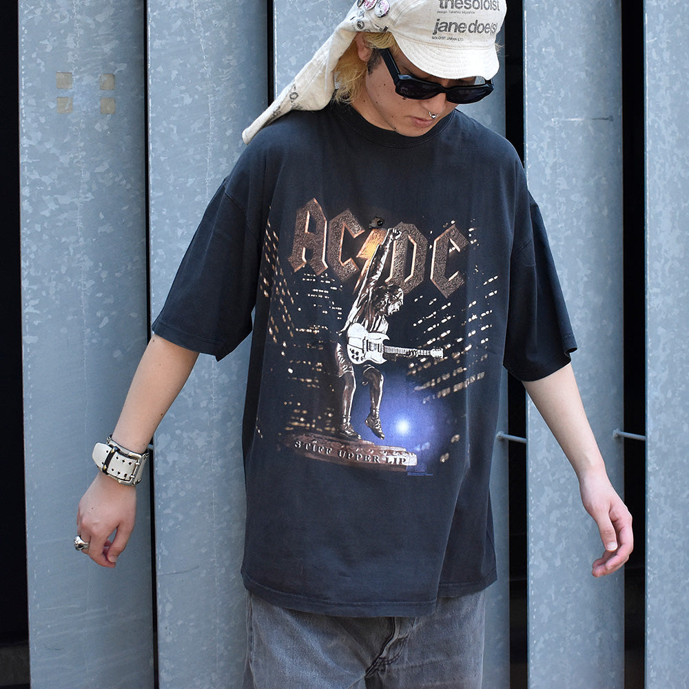 Y2K AC/DC “Stiff Upper Lip“ Tour Tシャツ 240727H