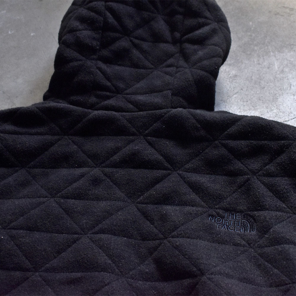 The North Face 中綿入り リバーシブルジャケット  231220