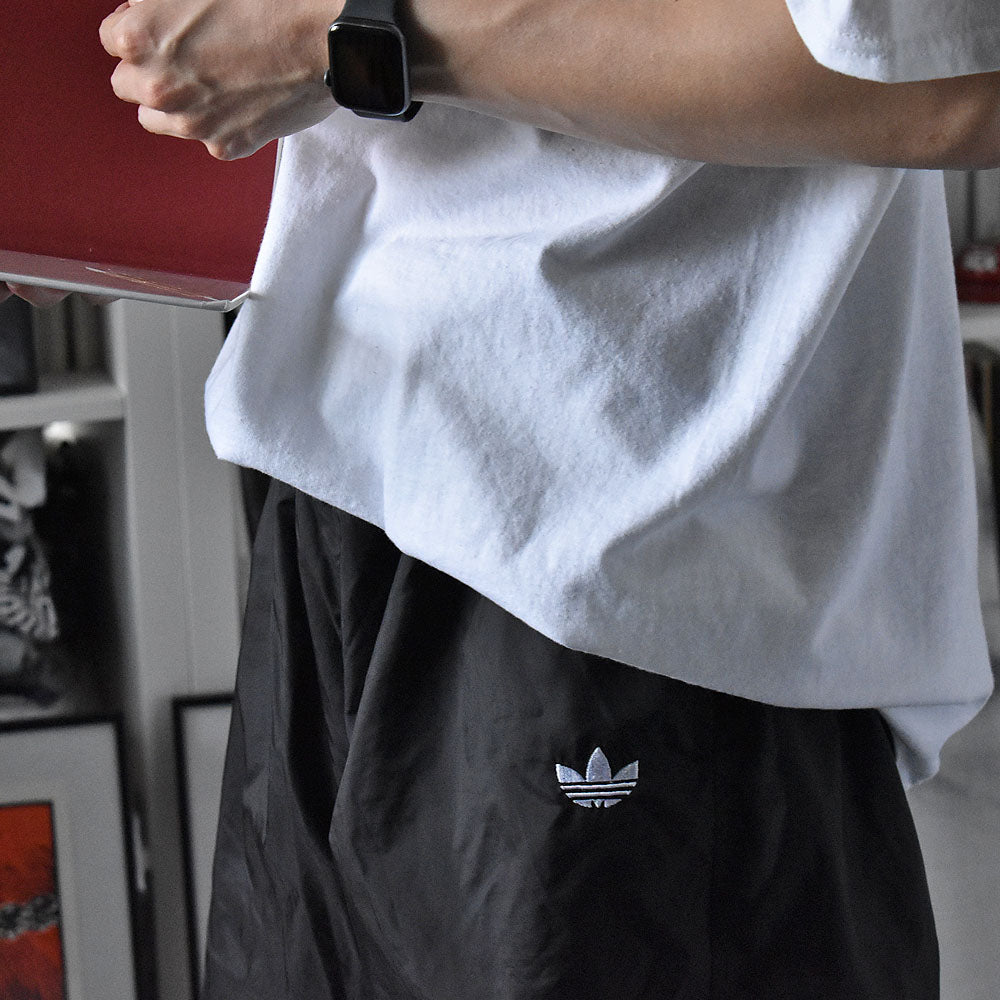 90’s adidas 裏地付き ナイロン トラックパンツ 240705