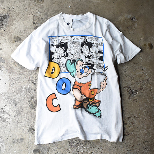 90's Disney "Snow White's New Adventures / DOC" アニメ ムービー Tシャツ 240405H