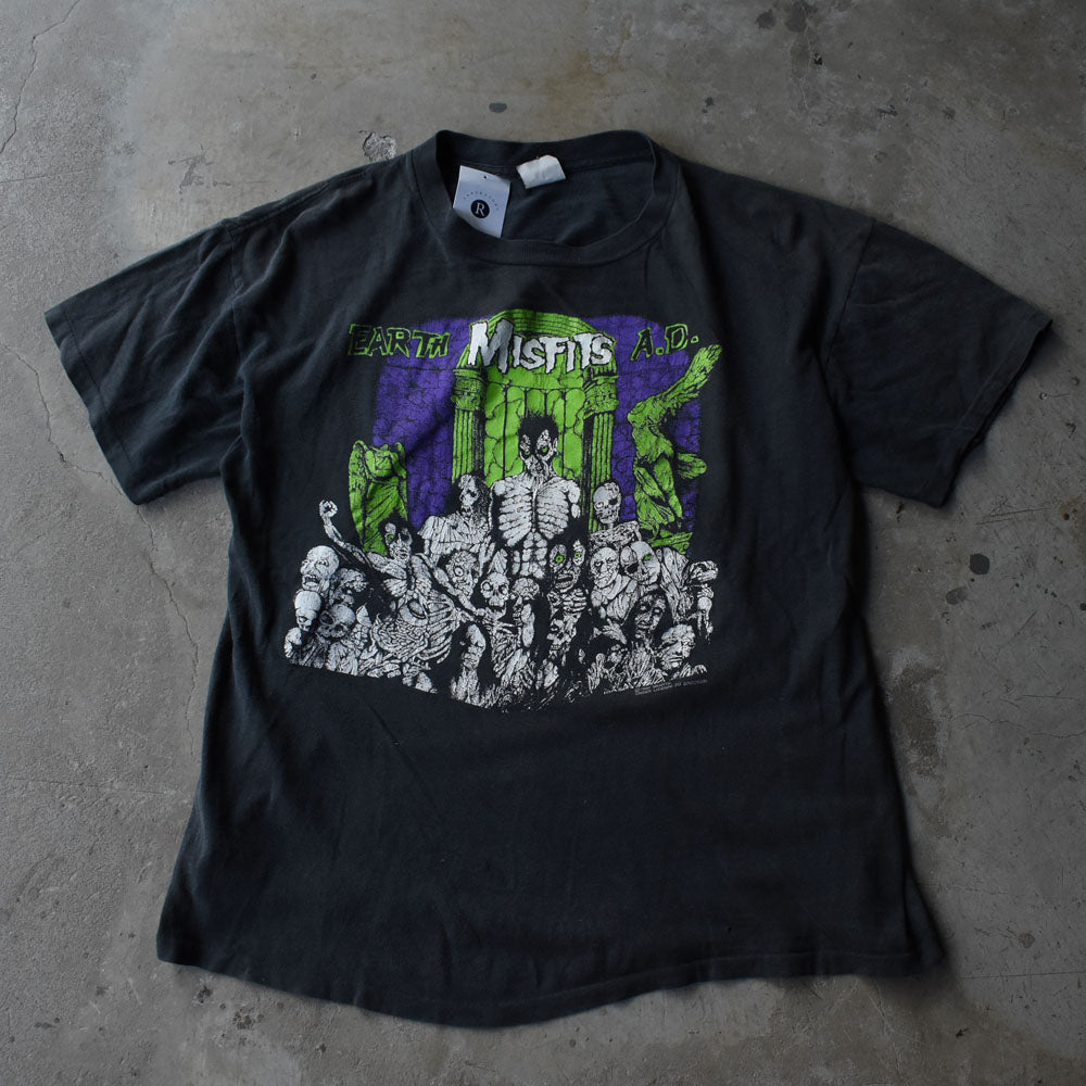 バンt 90s ミスフィッツ アース・アド/ウルフズ・ブラッド Misfits Misfits - Earth A.D. / Wolfs Blood - Amazon.com Music