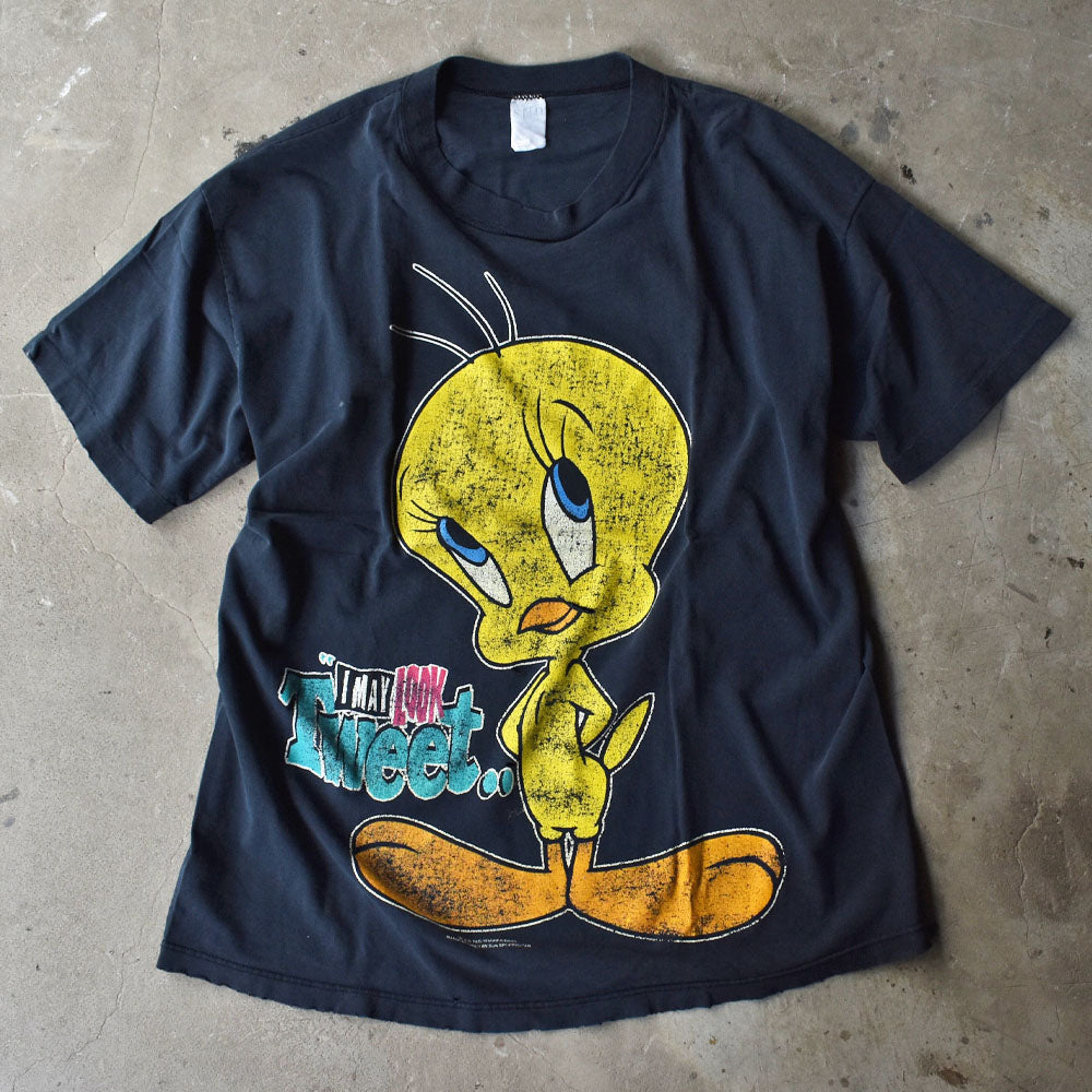 90's　Looney Tunes/ルーニー・テューンズ 大判プリント！ “I MAY LOOK Tweet..” Tシャツ　230822
