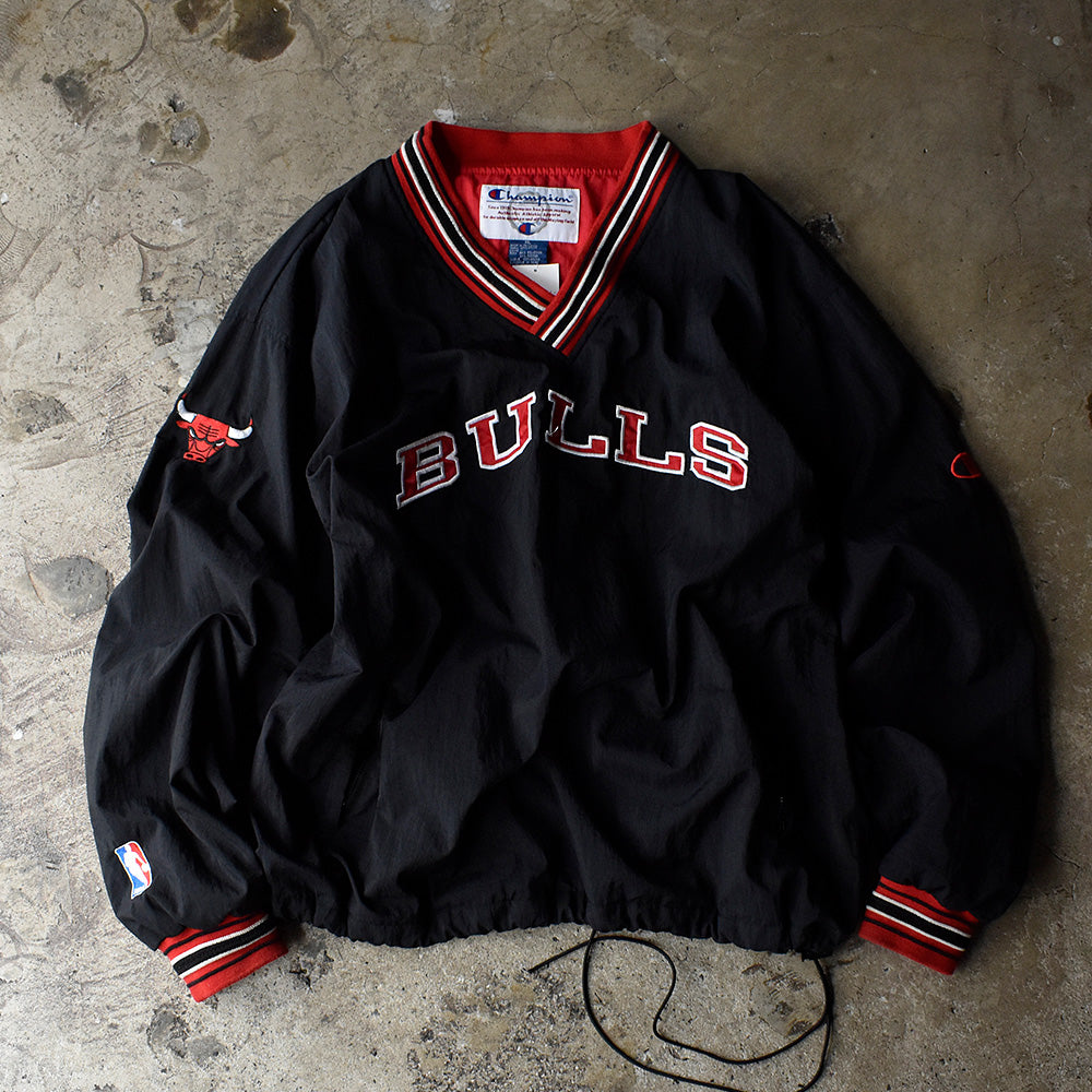 90's～ Champion NBA “Chicago Bulls” プルオーバー  ナイロンジャケット 231001H