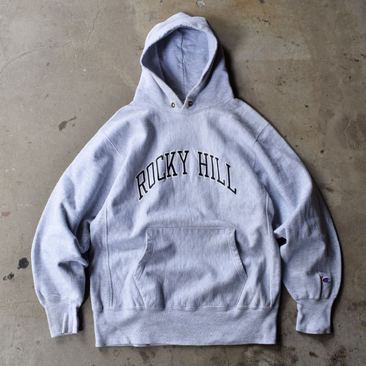 90's Champion “ROCKY HILL” RWパーカー USA製 230529