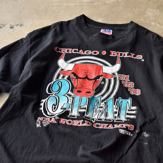 90’s NBA Chicago Bulls “3PEAT” Tシャツ USA製 240812