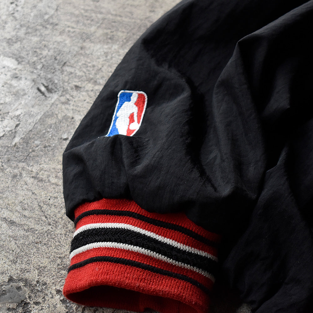 90's～ Champion NBA “Chicago Bulls” プルオーバー  ナイロンジャケット 231001H