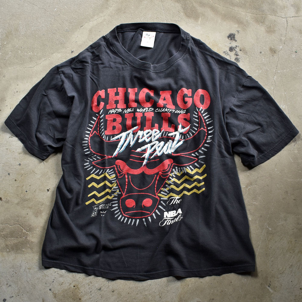 NBA Tシャツ】シカゴブルズ 難しく ニュースペーパー 1996.04.17