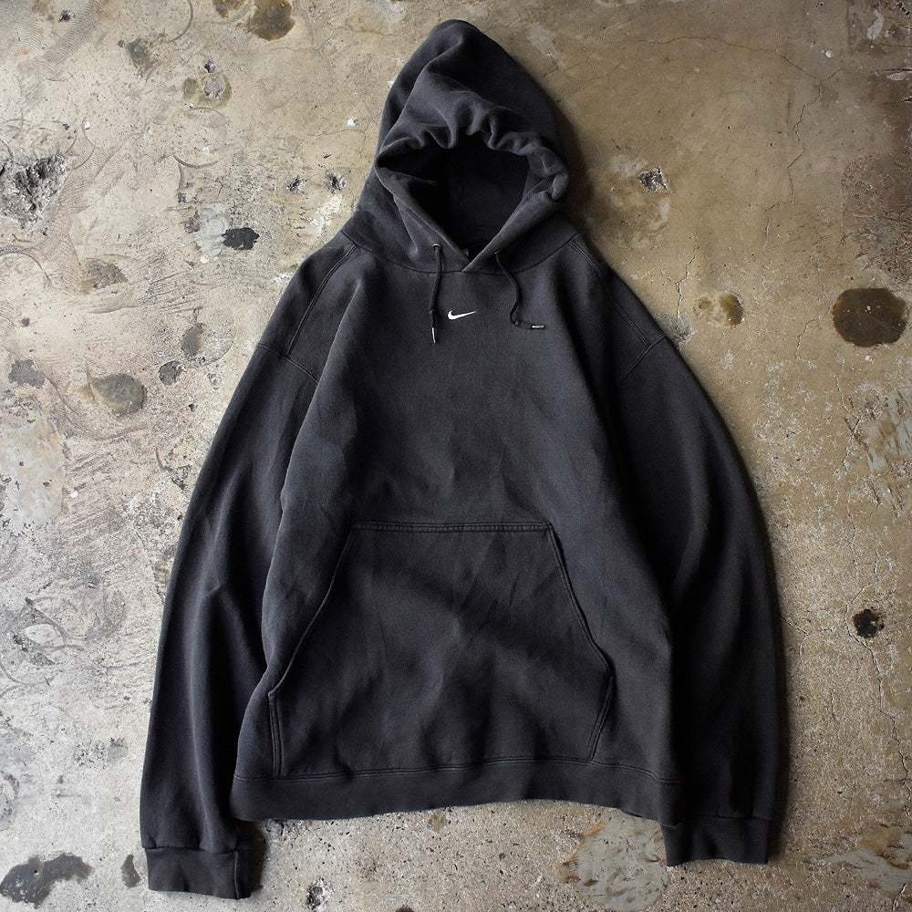 90's NIKE “center small swoosh“ ブラック！ パーカー 250606H