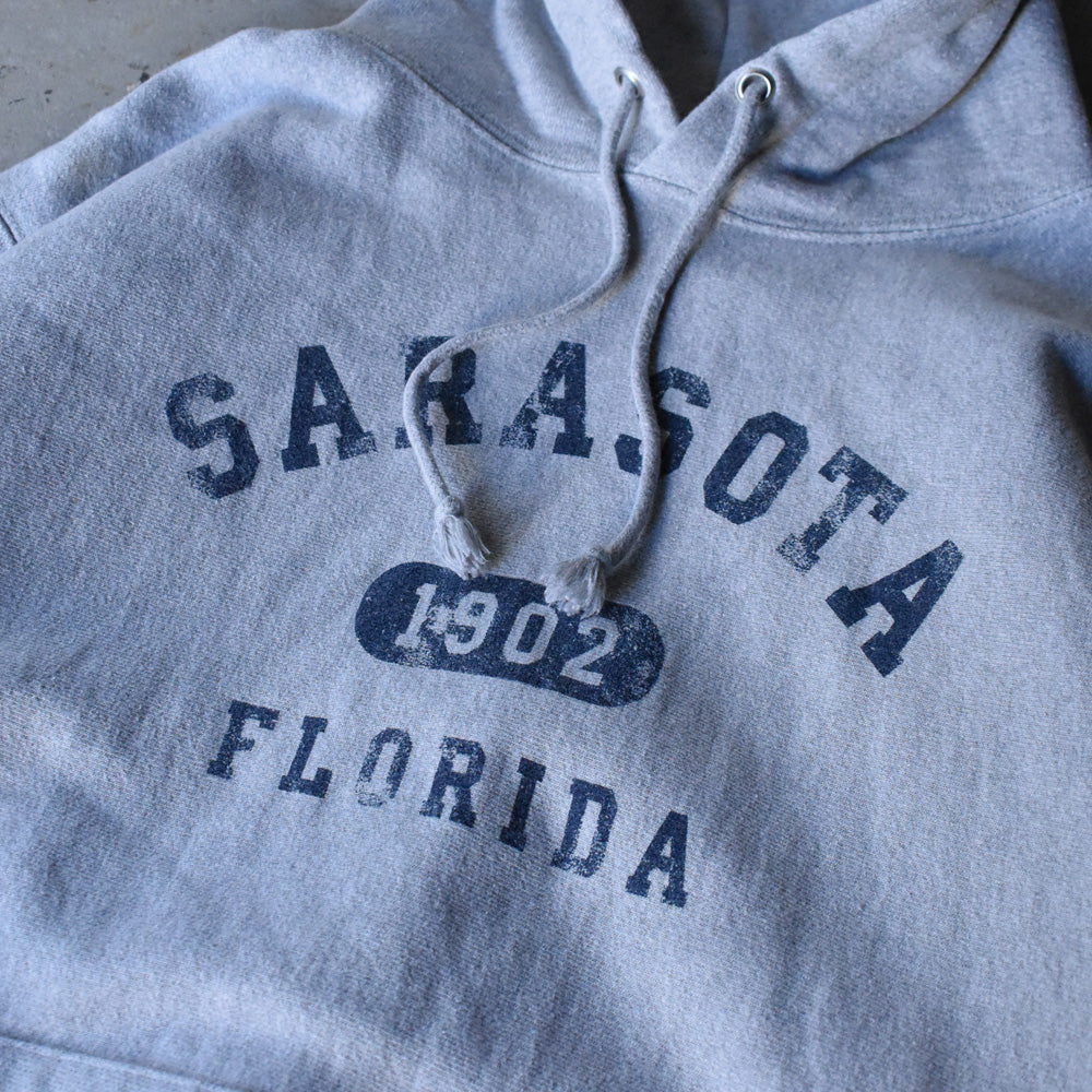 Champion “SARASOTA, FLORIDA” RWパーカー 241209