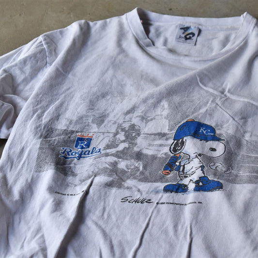 90’s Peanuts “MLB Kansas City Royals” スヌーピー×野球 Tシャツ USA製 240530