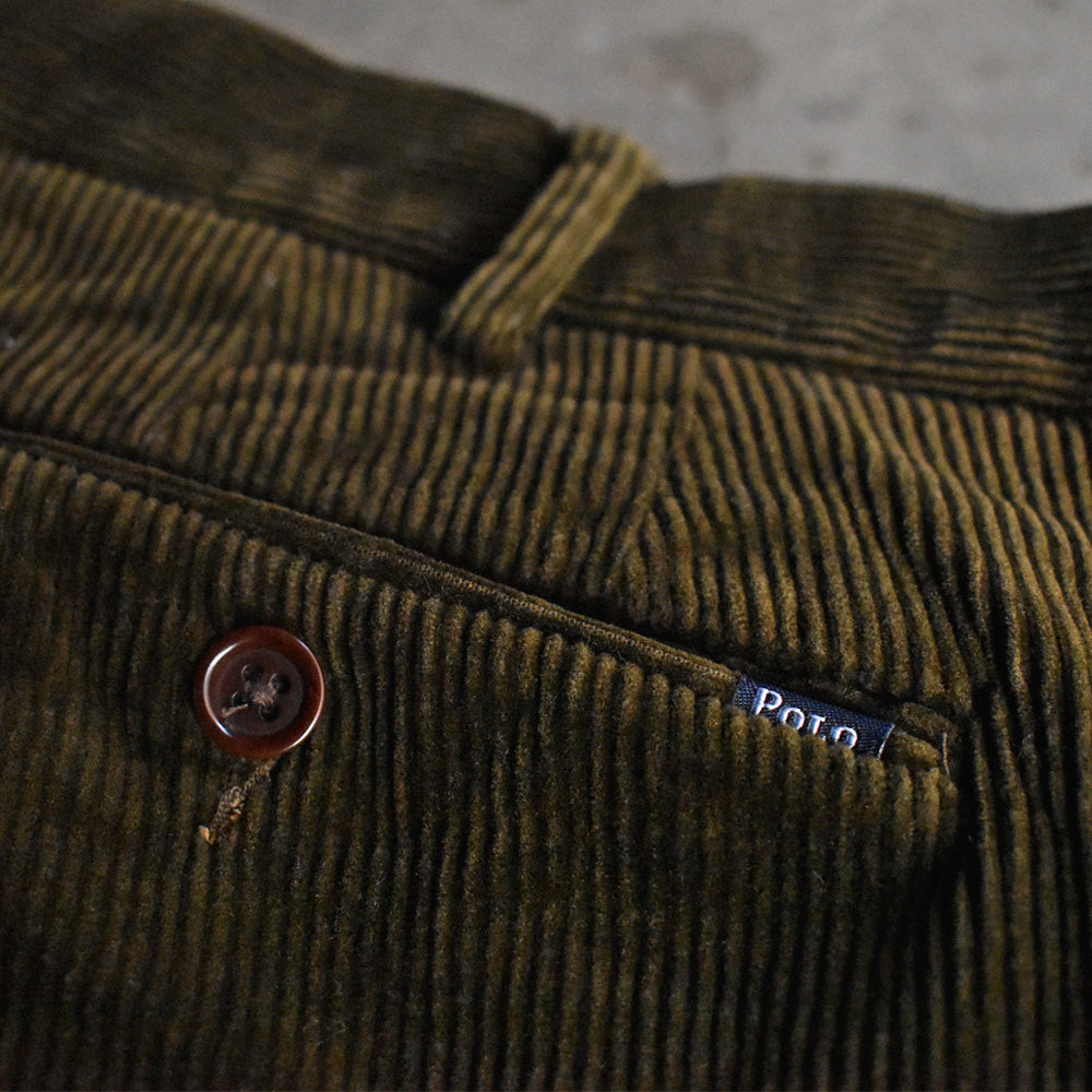 Polo Ralph Lauren “CLASSIC FIT” コーデュロイパンツ 231127