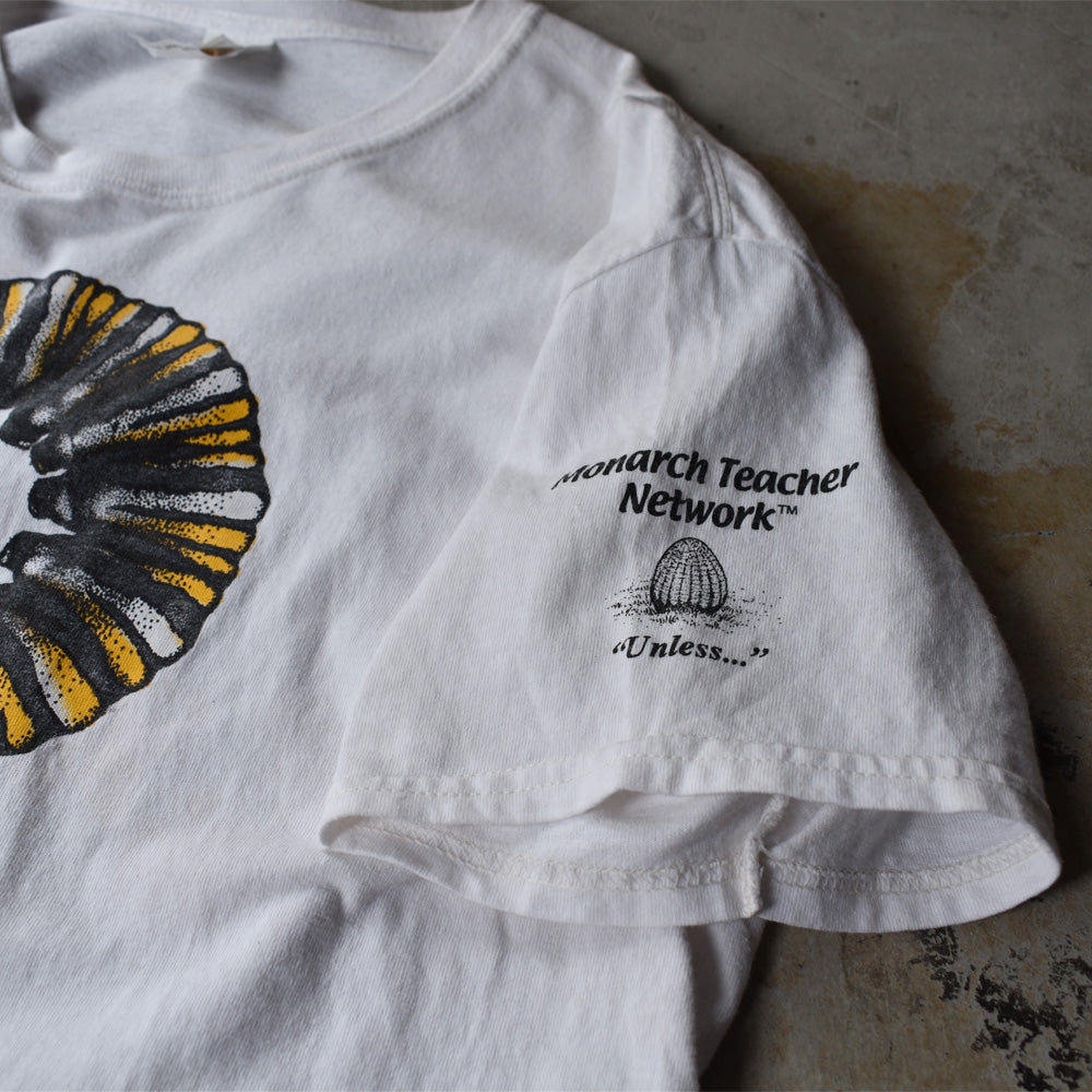Y2K Monarch Teacher Network “insect question” 蝶 昆虫 アートTシャツ 231008