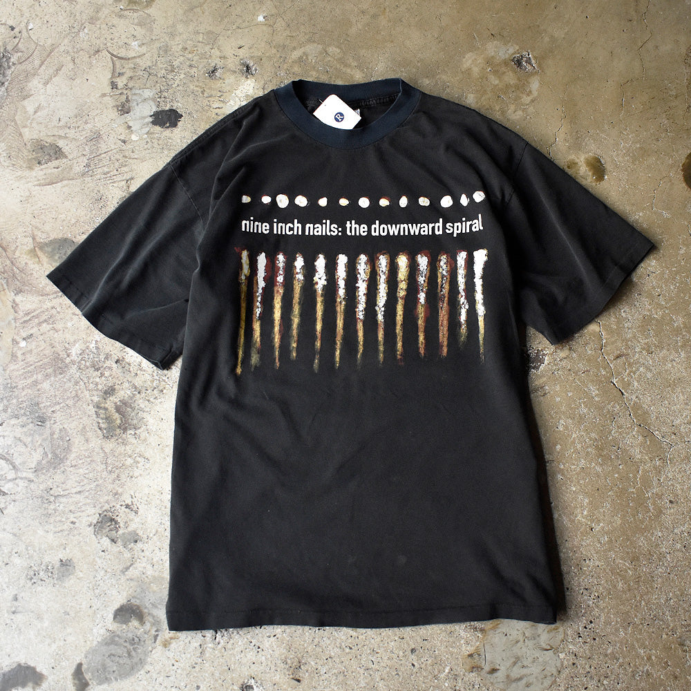 ナイン・インチ・ネイルズ THE DOWNWARD SPIRAL 釘グラフィック ボックスロゴ Tシャツ 1994年 黒 USA製 ヴィンテージ