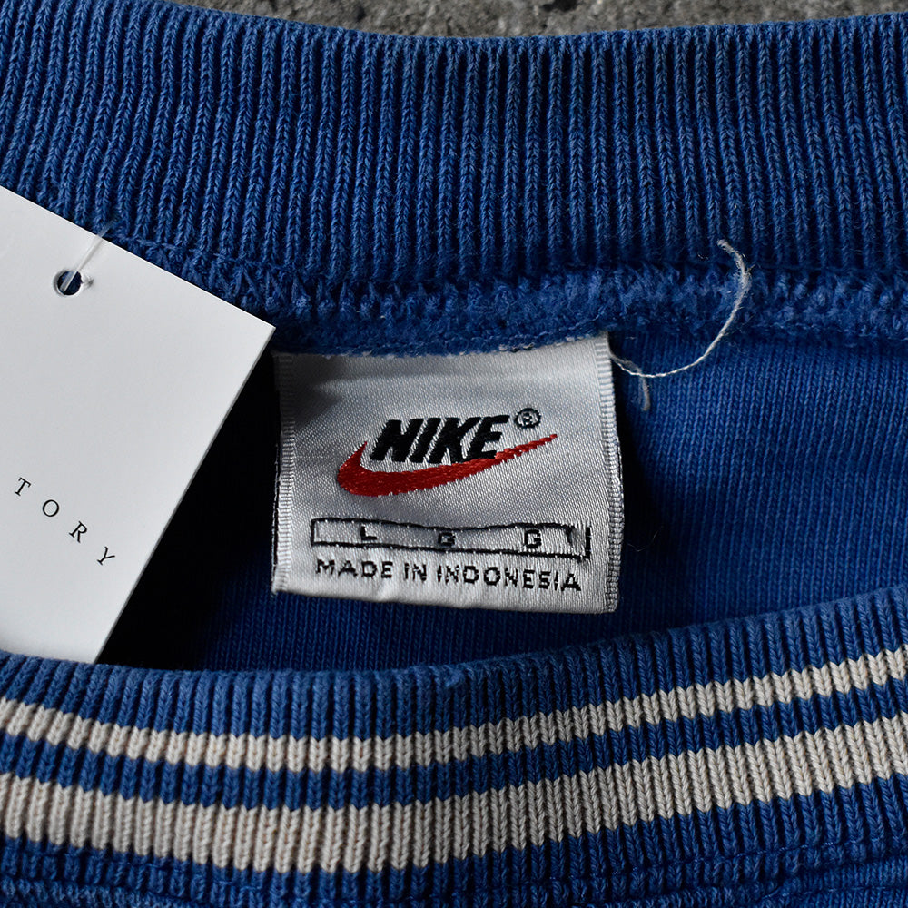 90's NIKE swooshワッペン！ リバースタイプ スウェット 230924H