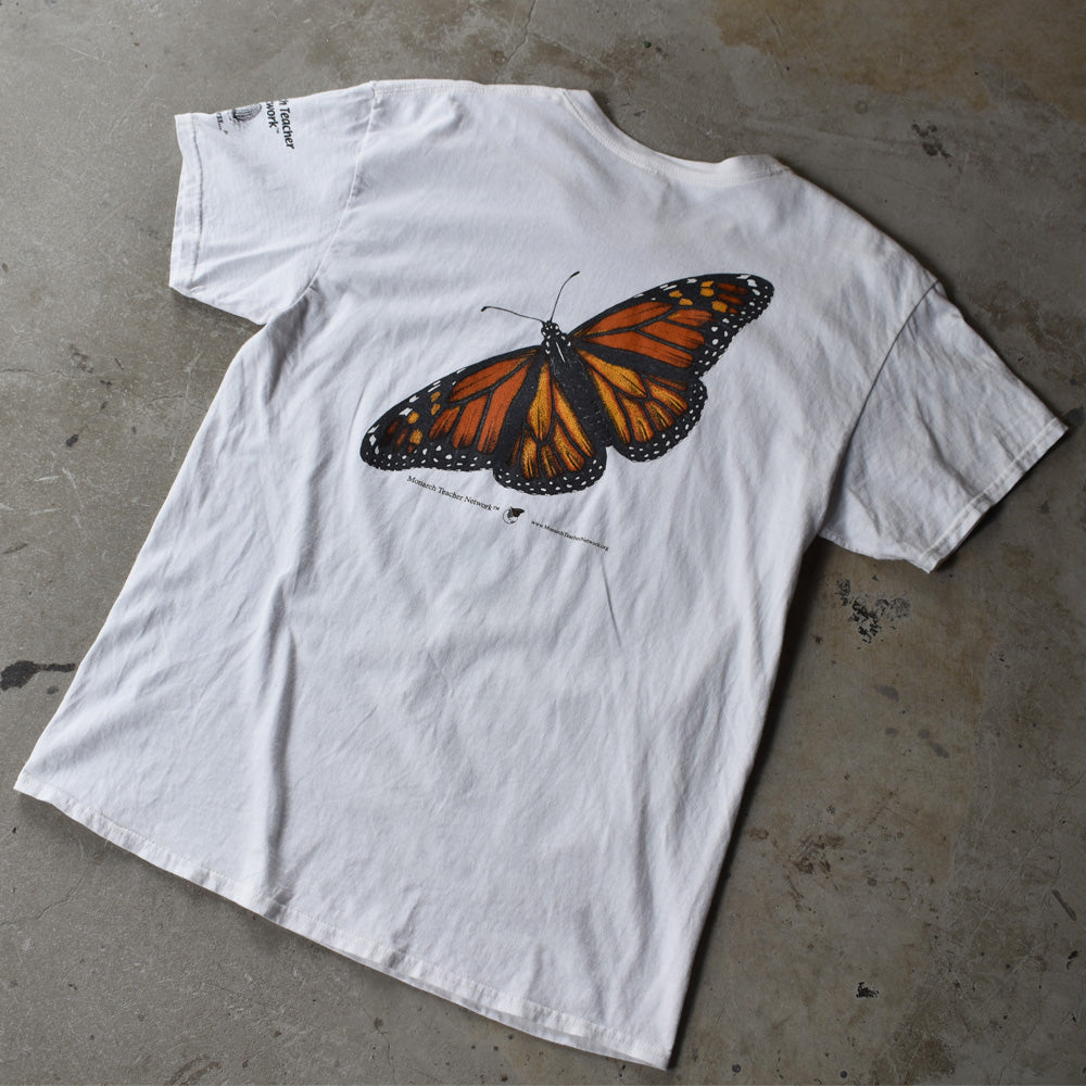 Y2K Monarch Teacher Network “insect question” 蝶 昆虫 アートTシャツ 231008