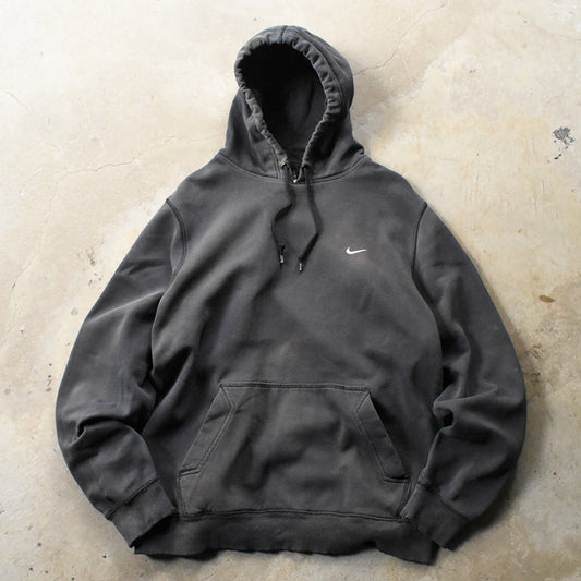 NIKE ロゴ パーカー 250609